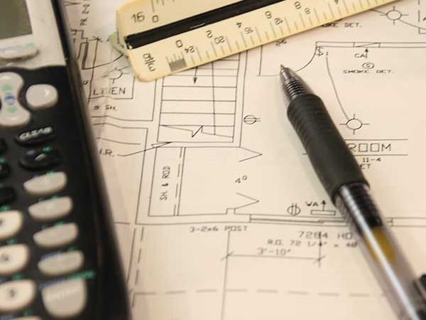 Survey drawings with a scale ruler and pen